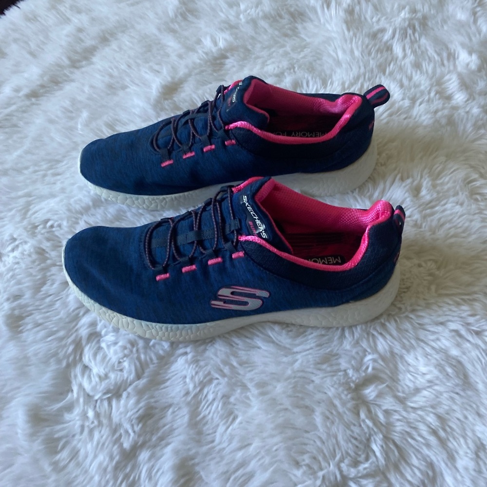 Skechers memory foam sneakers